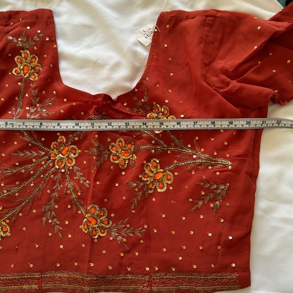 Beautiful Indian saree with blouse - Picture 6 of 7